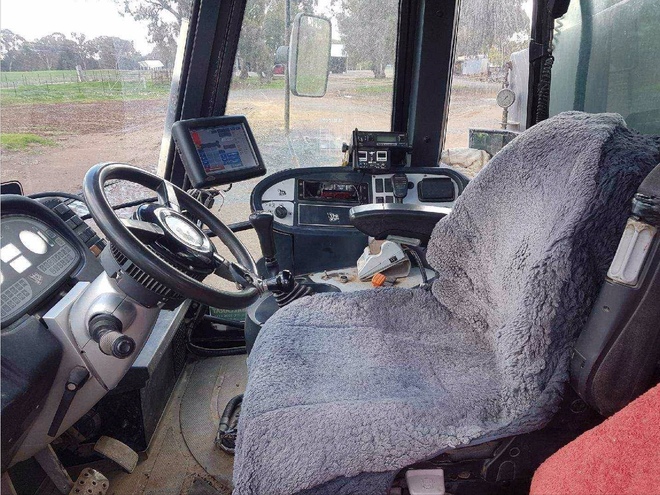 Fastrac  Spreader 3230 With 80KJ Box