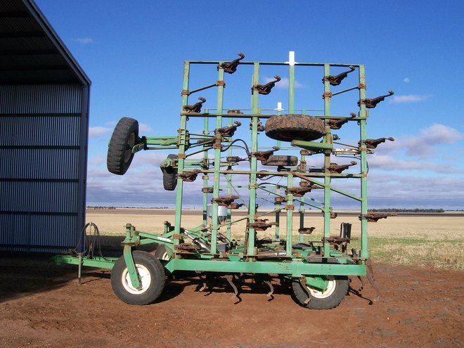 Smale Multivator Heavy Duty 6 Row 42'6