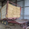 New Holland 1038 Bale wagon