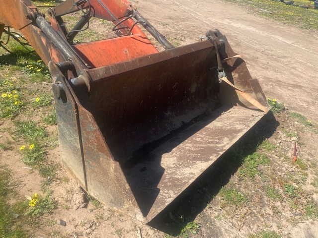 Front End Loader too suit tractor 4 in 1 bucket