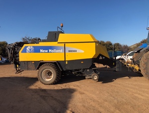 2008 New Holland BB960A 8x4x3 Baler
