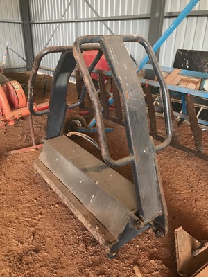 Bale Grab - Burder Attachment