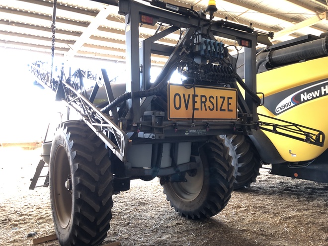 Stoll - 120 Ft, 6000L trailing boom