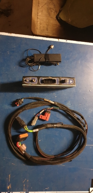 Trimble DCM-300 Cellular/Wi-Fi modem