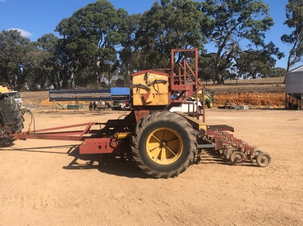 Connor Shea Napier 420 Trash Seeder