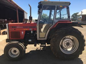 Massey Ferguson 390