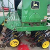 John Deere 750