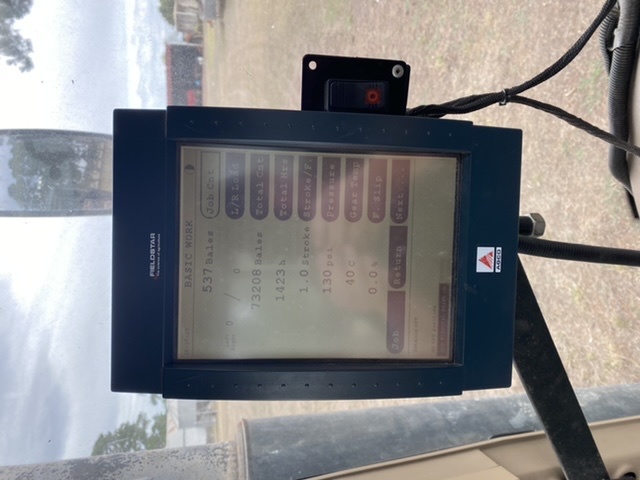2005 Massey Ferguson 187 Baler