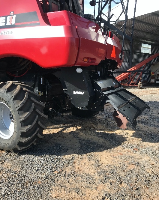 2011 Case IH 7120 with 40ft 2152 Front
