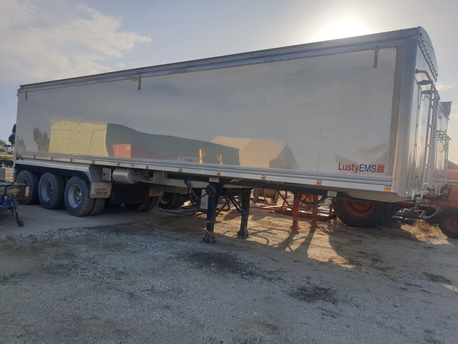 2013 36' x 7' Lusty EMS Tipper  
