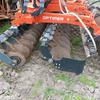 Kuhn Optimer + 403 independent speed disc tiller