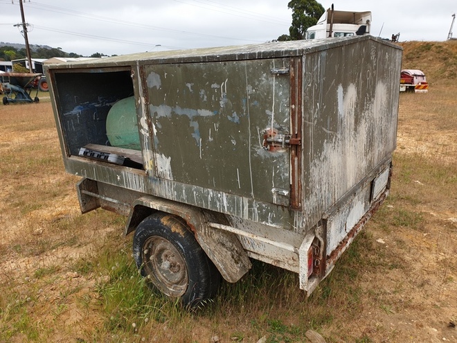 Box Trailer 6 x 4 with Poly Tank