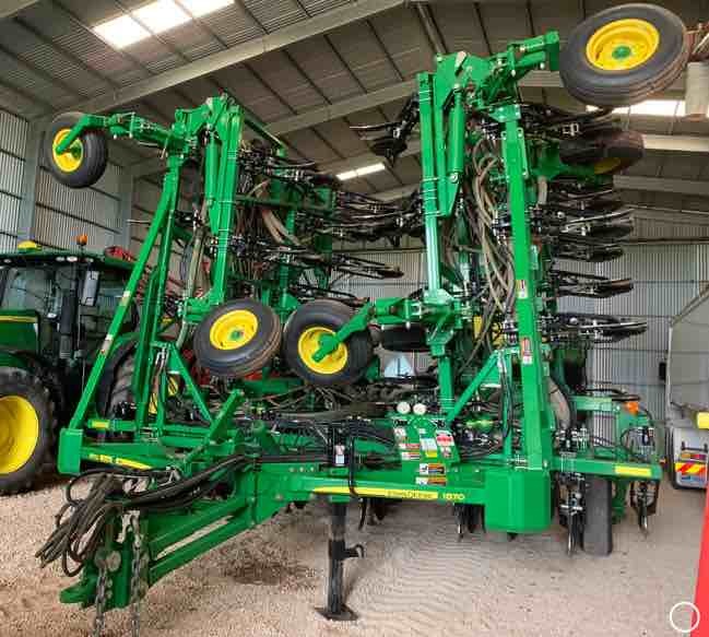 2013 John Deere 1870 Conserva Pak Airseeder