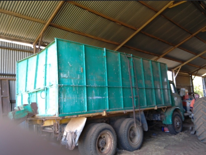 Leyland  Bogie drive diesel Tipper farm truck