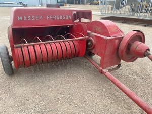 Massey Ferguson 503 baler