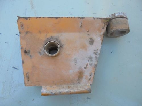 Under Auction - Chamberlain Combine Parts Sundry - 2% Byers Premium on all Lots