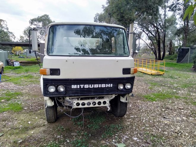 Mitsubishi Tipper