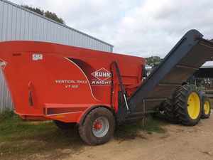 Kuhn VT168 Mixer 3.4 Metre Conveyer 18 cubic metre As New