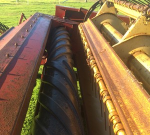 New Holland 469 Haybine (Mower Conditioner)