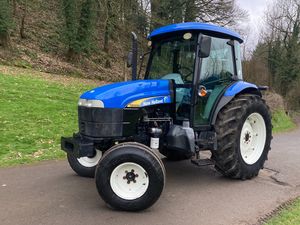 2009 New Holland TD5050 2WD Tractor