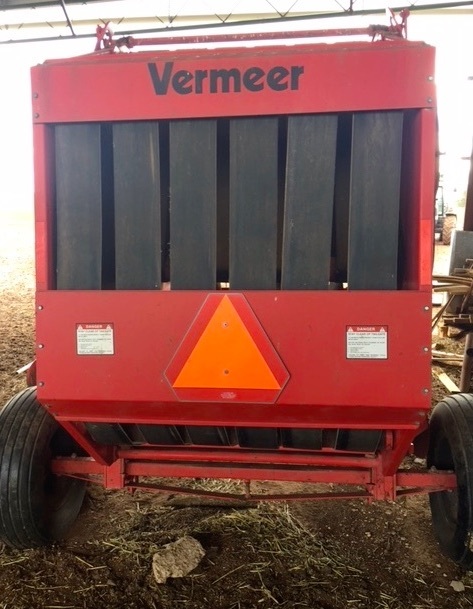Vermeer 5041 Round Baler