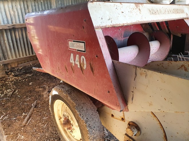 International 440 Baler