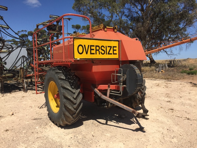 Horward Bagshaw chisel plough and 4000lt Horward Bagshaw airseeder 