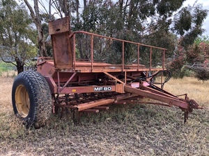MF 80 Combine Seeder