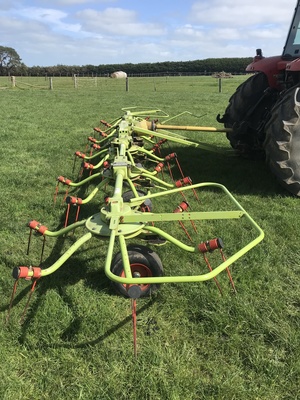 Class Volto 75 T Tedder Rake