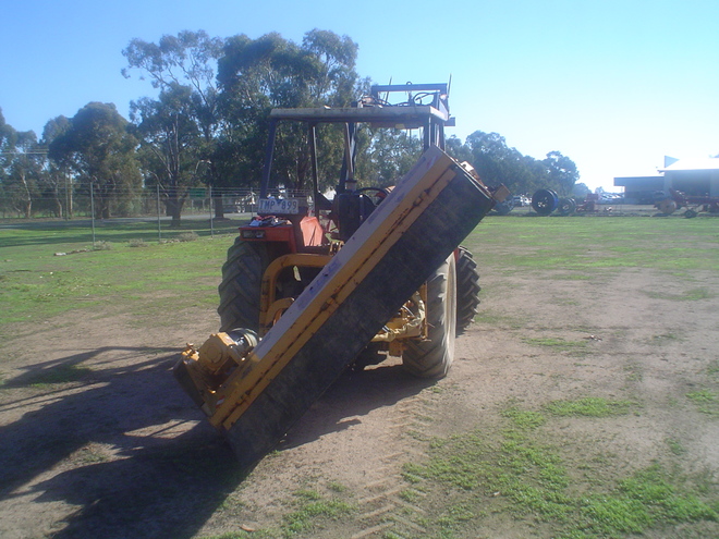Berti  3pl embankment mulcher. 2 meter cut