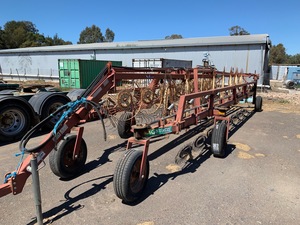 16 Wheel Sitrex V Rake