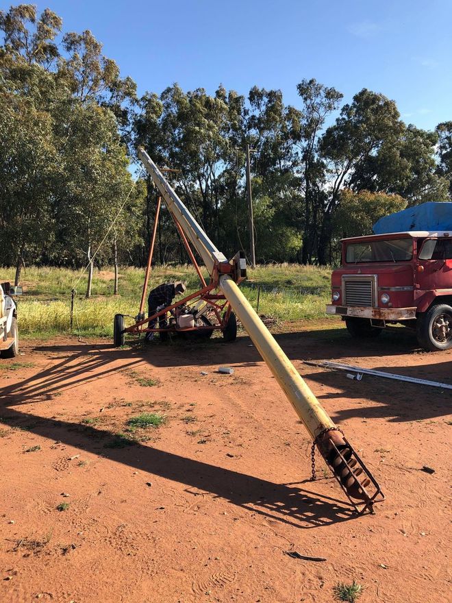 Westfield 50ft x 8inch auger VGC