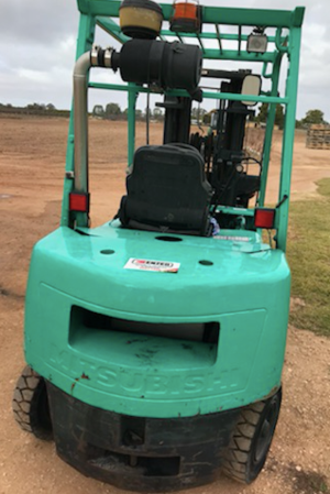 Mitsubishi 2.5 Tonne Forklift with Rotating Grab