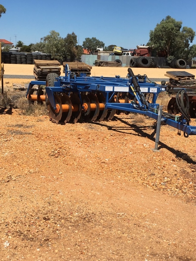 2013 Grizzly Grumpy 28 Plate Offset Disc 