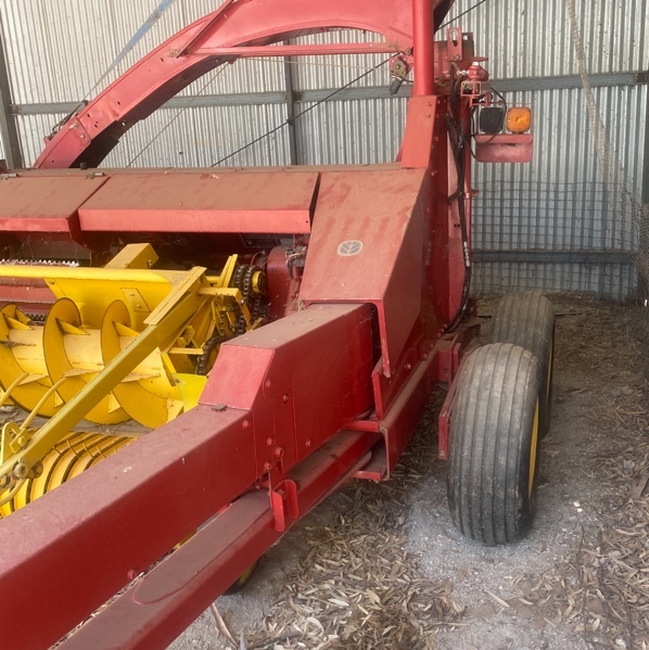 New Holland FP240 silage chopper