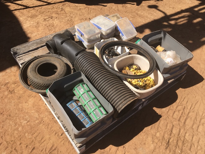 (A132) - 2012 Hardi Commander Terra Force Boomspray