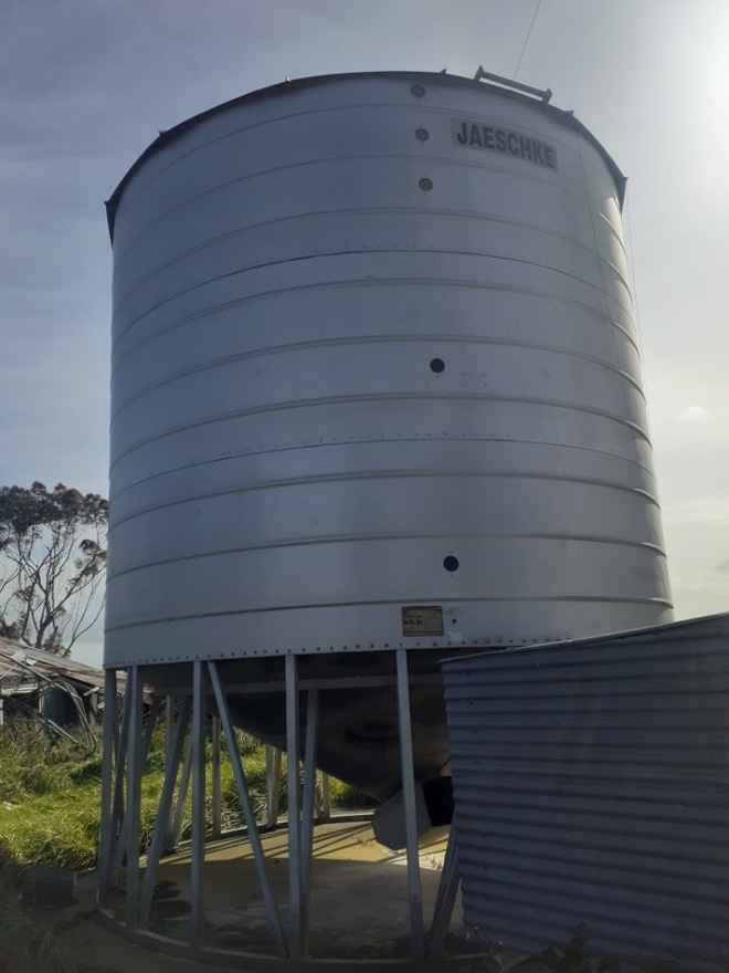 Jaeschke 90 ton Silo - 2% + GST buyers Premium On All Lots