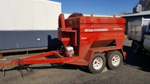 bromar feed trailer