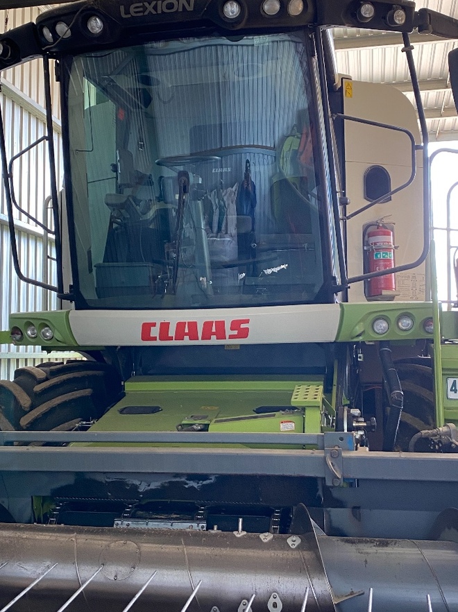 2010 Claas 750 Lexion Header