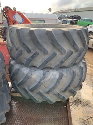 2x Good Year 600/70R30 tyres