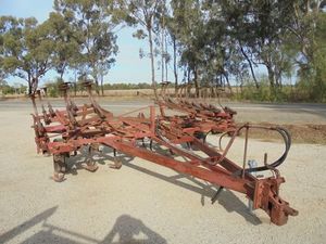 Under Auction - Cultivator Vibrashank - 2% Buyers Premium on all lots
