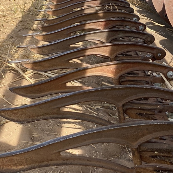 Wanted - crop lifters