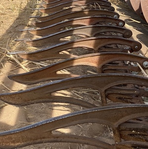 Wanted - crop lifters