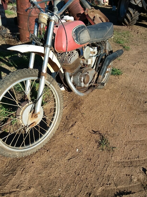 Under Auction - CZ 175 Motorbike - 2% + GST Buyers Premium On All Lots 