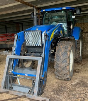 2010 New Holland T7030 Tractor FEL