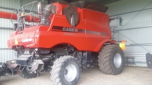 2012 Case IH 7230 Header with Case MacDon 40ft Front