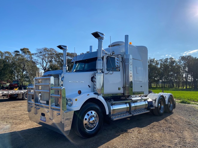 2004 Western Star 4800
