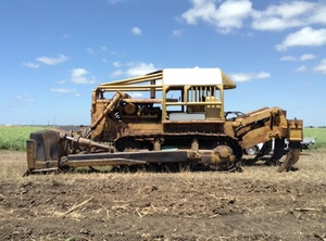 Caterpillar D8H Dozer