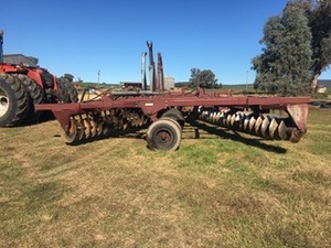 88 Plate Disc Plough- 2% + GST Buyers Premium On All Lots