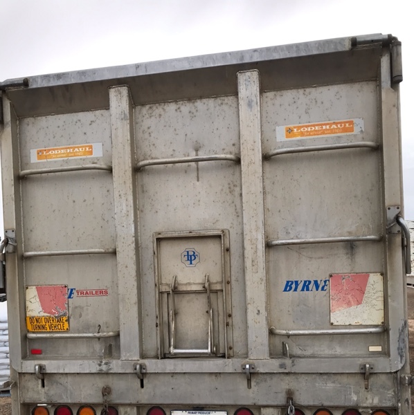 Byrne 26 x 6ft Quad Dog Tipper Trailer For Sale